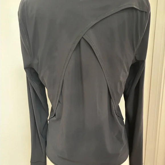 Lululemon UV Protection Fold over Long Sleeve Running Shirt unworn - Picture 9 of 9